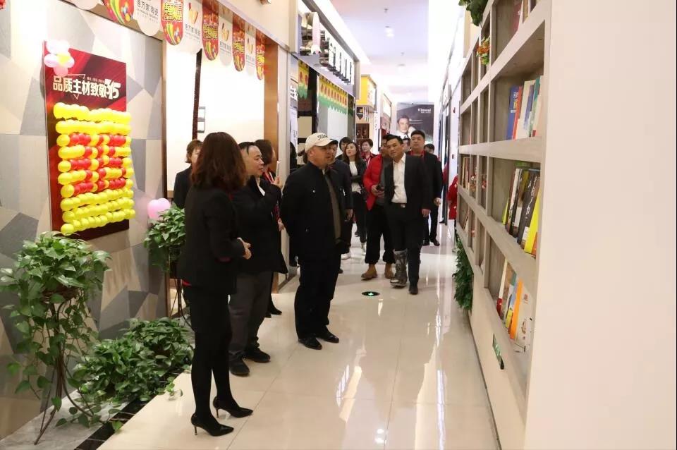 上海多家装修企业领导参观林凤装饰集团