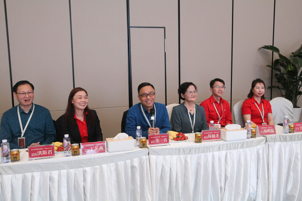 浙江铭品集团董事长张一良先生致辞