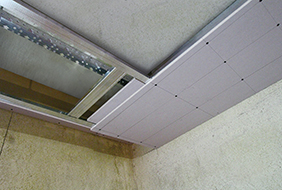 吊棚龙骨石膏板错位工艺